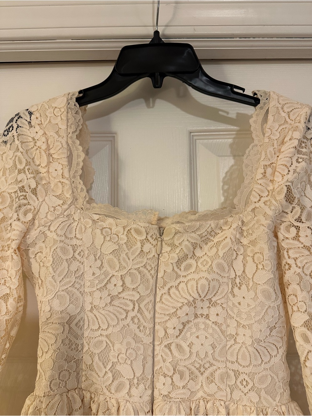 House of CB Fae Lace Long Sleeve Dress - Picture 7 of 16